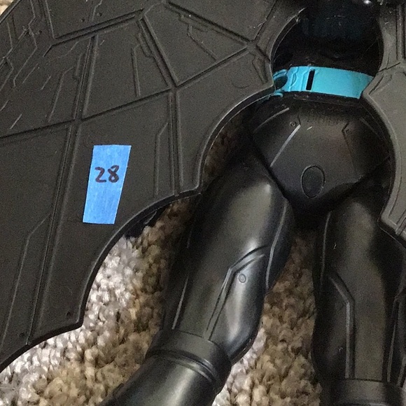 Talking DC Comics Batman Bat-Tech 12" Deluxe Action Figure with Expanding Wings - Picture 3 of 3